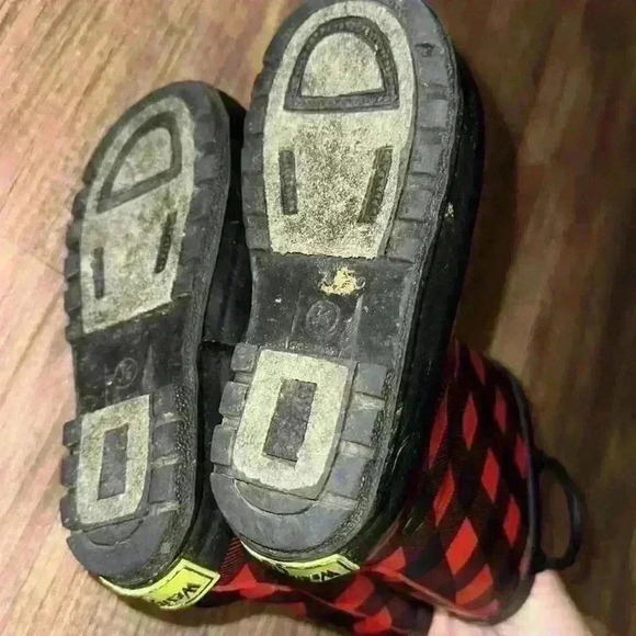 Western Chief Red Black Buffalo Plaid Rain Boots 7/8 - Picture 4 of 5